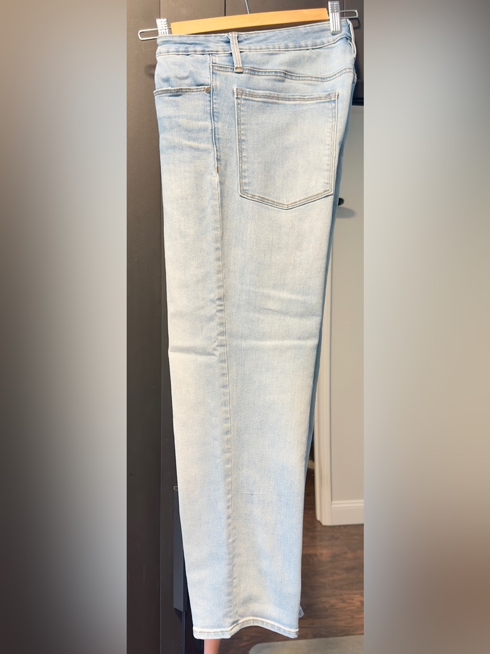 Athleta Light Blue Straight Leg Jeans- Short/Cropped